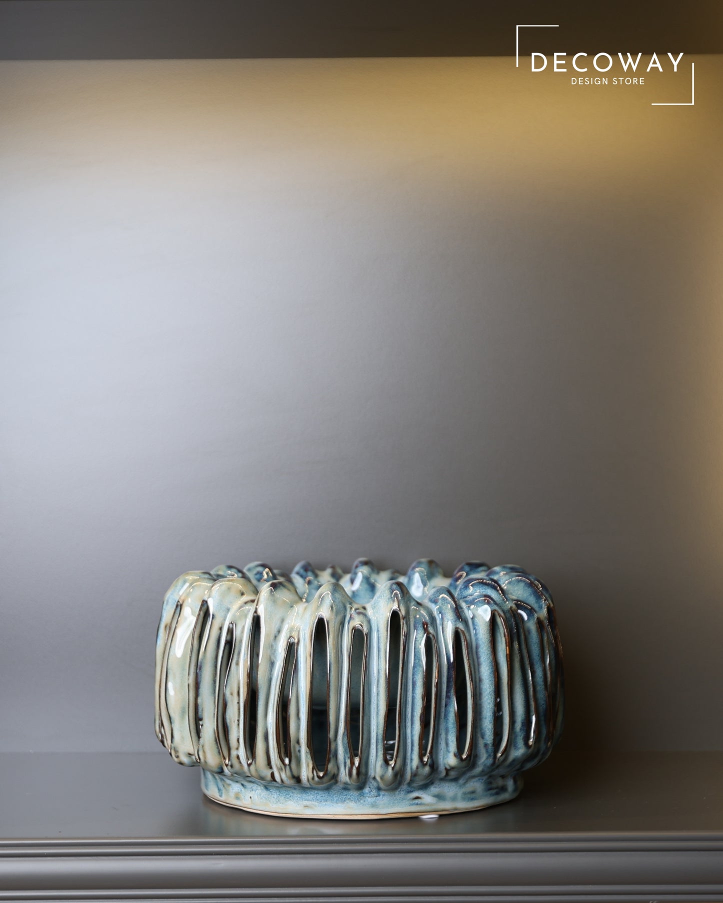 Mavi Delikli, Kahve Detaylı Seramik Vazo