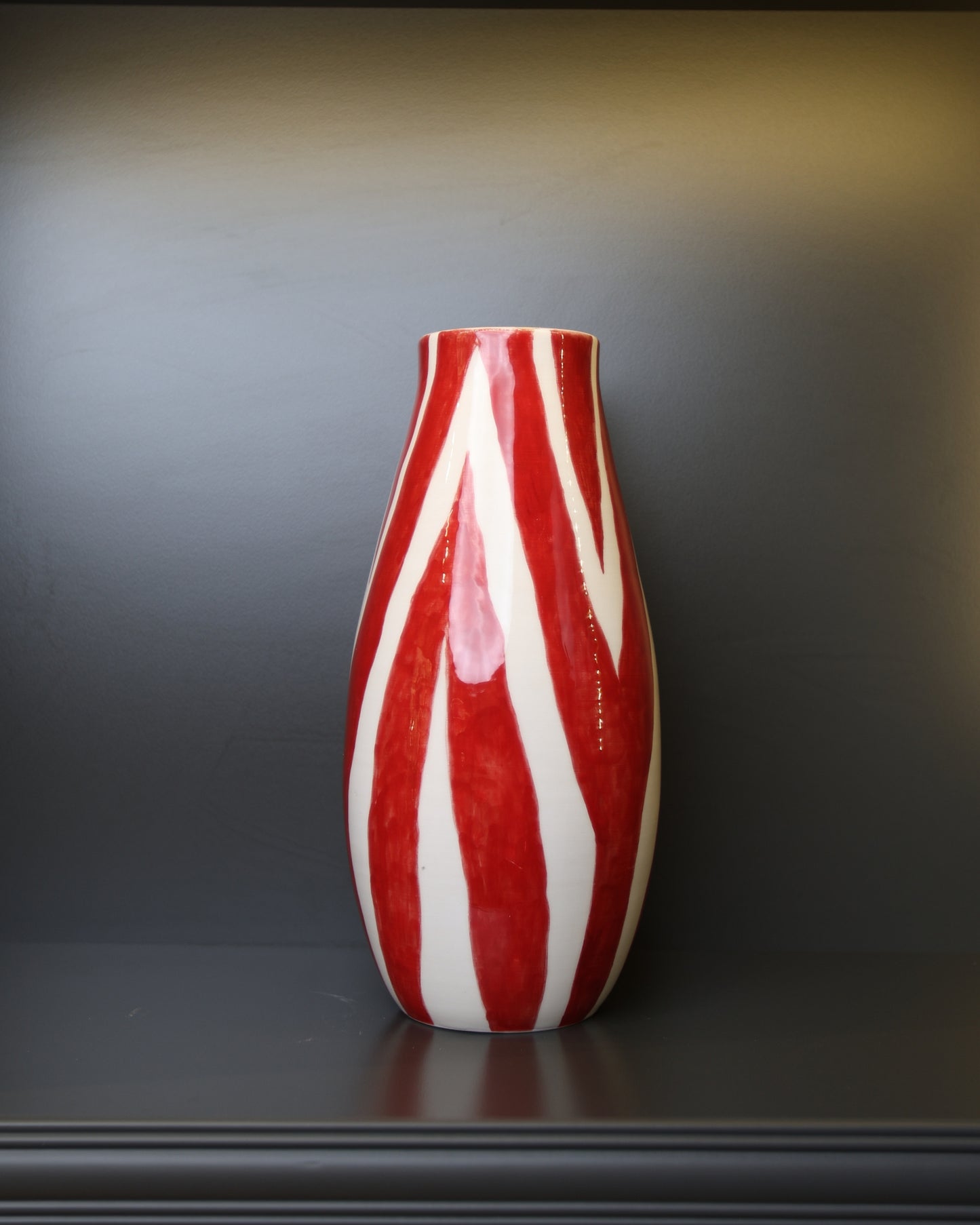 Kırmızı & Beyaz Alev Desenli Seramik Vazo