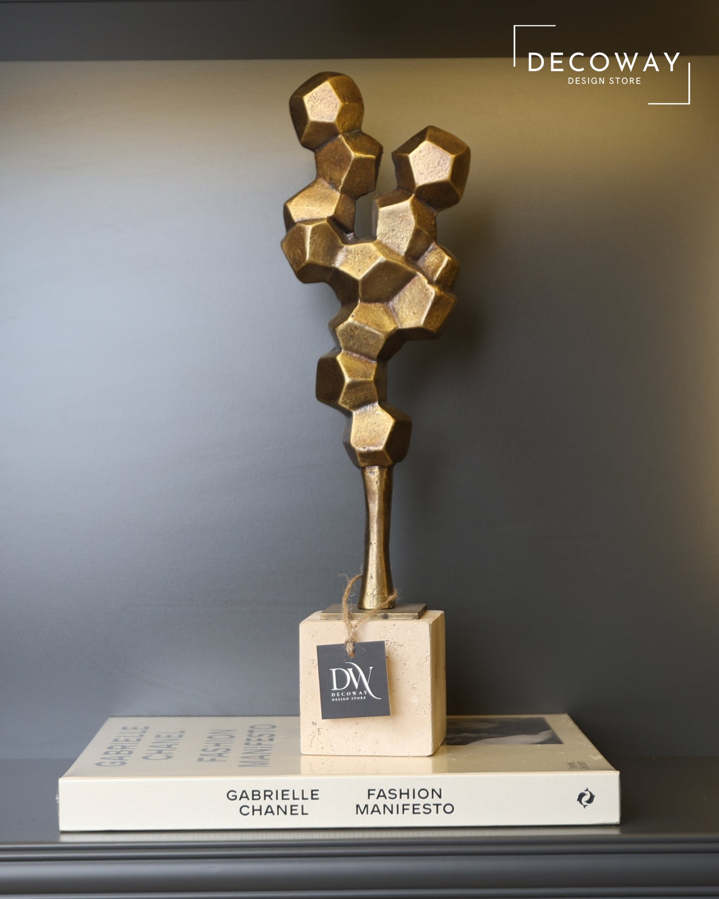 Tech Geometry – Gold Kaideli Modern Heykel