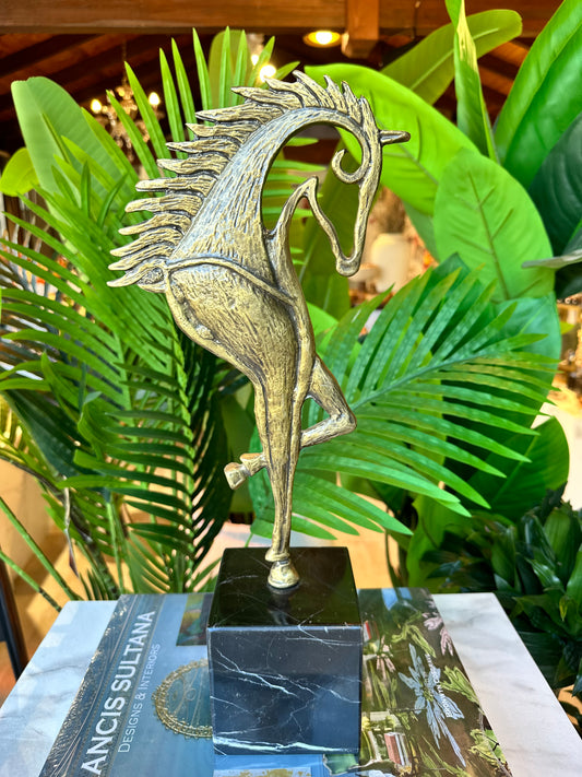 Bronz At Heykel – Siyah Mermer Kaideli