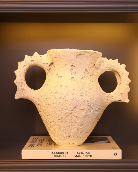 Grand Antique Vase – Büyük Boy Antik Görünümlü Dokulu Vazo