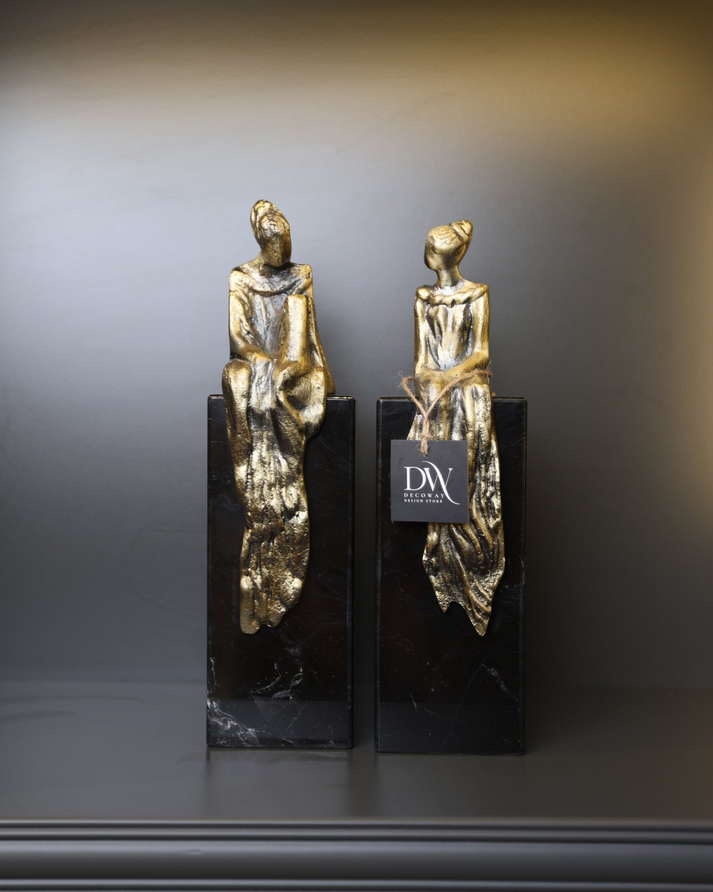 2’li Siyah Mermer Kaideli Sohbet Eden Kadın Figürü (Bronz Seri)