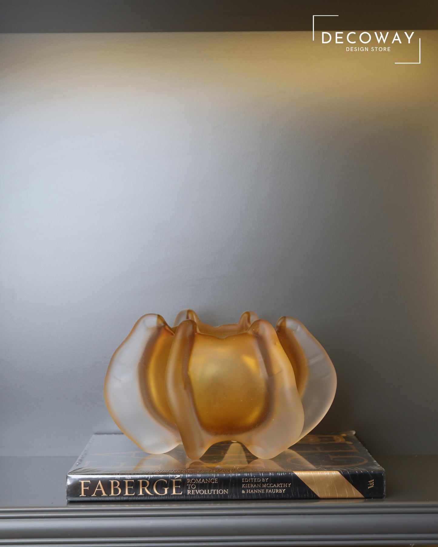 Amber Bloom – Cam Dekoratif Çiçek Form