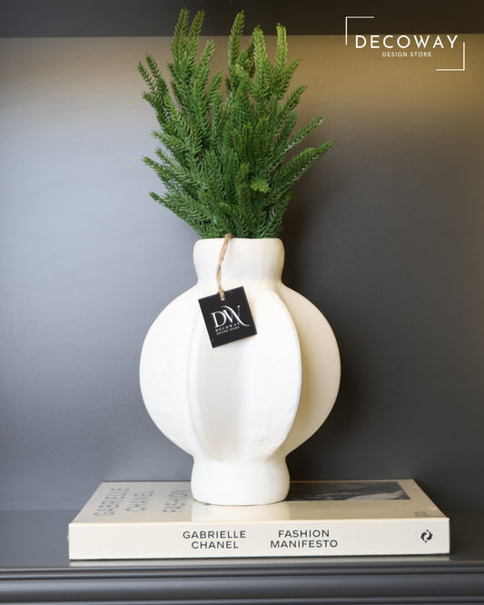 White Slice Vase – Beyaz Dilimli Modern Vazo